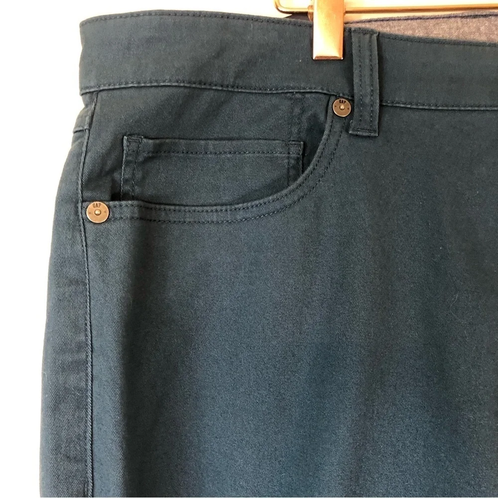 New Gap Men's Super Soft Stretch Twill 5 Pocket Pant 40‎ X 32